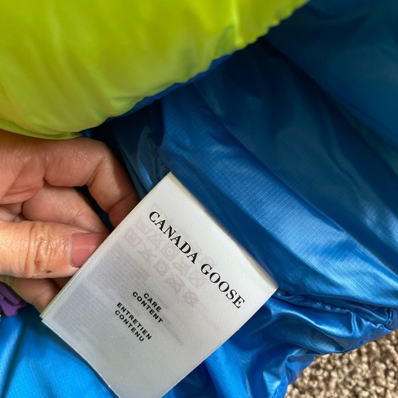Canada Goose Atwood vest L women (100% authentic) - Picture 8 of 8